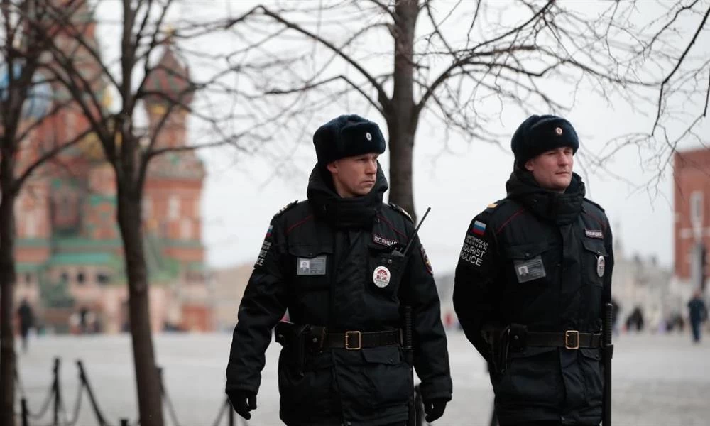 Συναγερμός στη Ρωσία: Έκρηξη σε σχολείο μετά από πυροβολισμούς